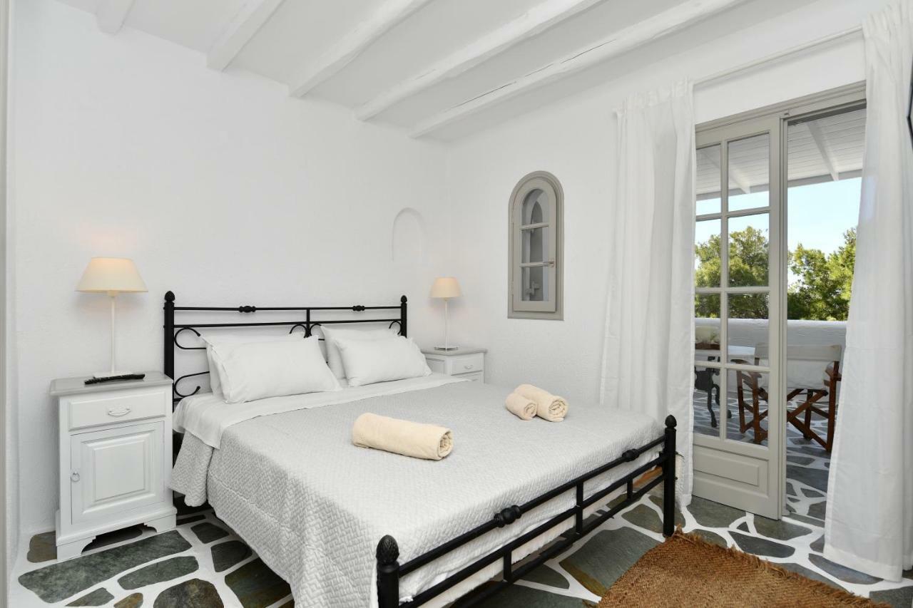 Santa Flora 3 Bedroom House â Parikiaâs Edge Páros Extérieur photo