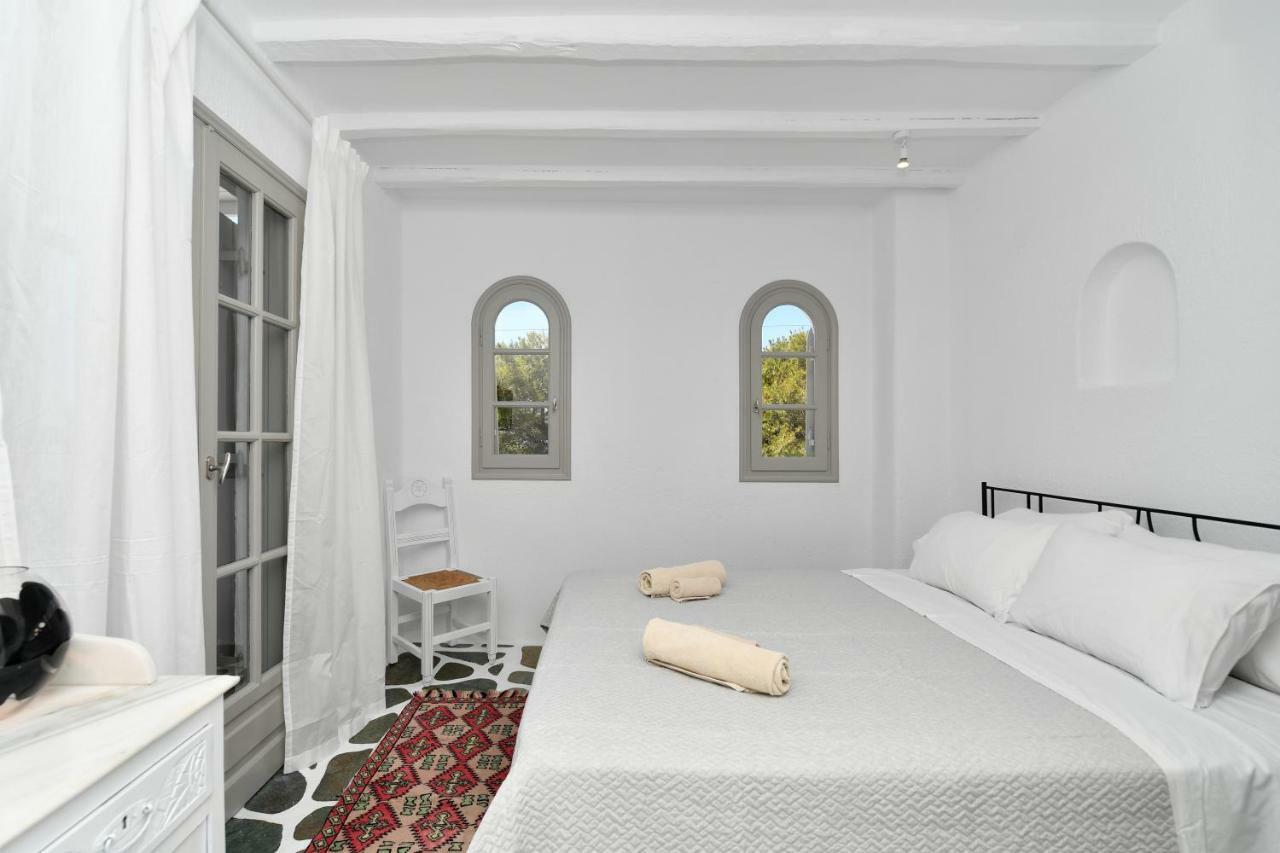 Santa Flora 3 Bedroom House â Parikiaâs Edge Páros Extérieur photo