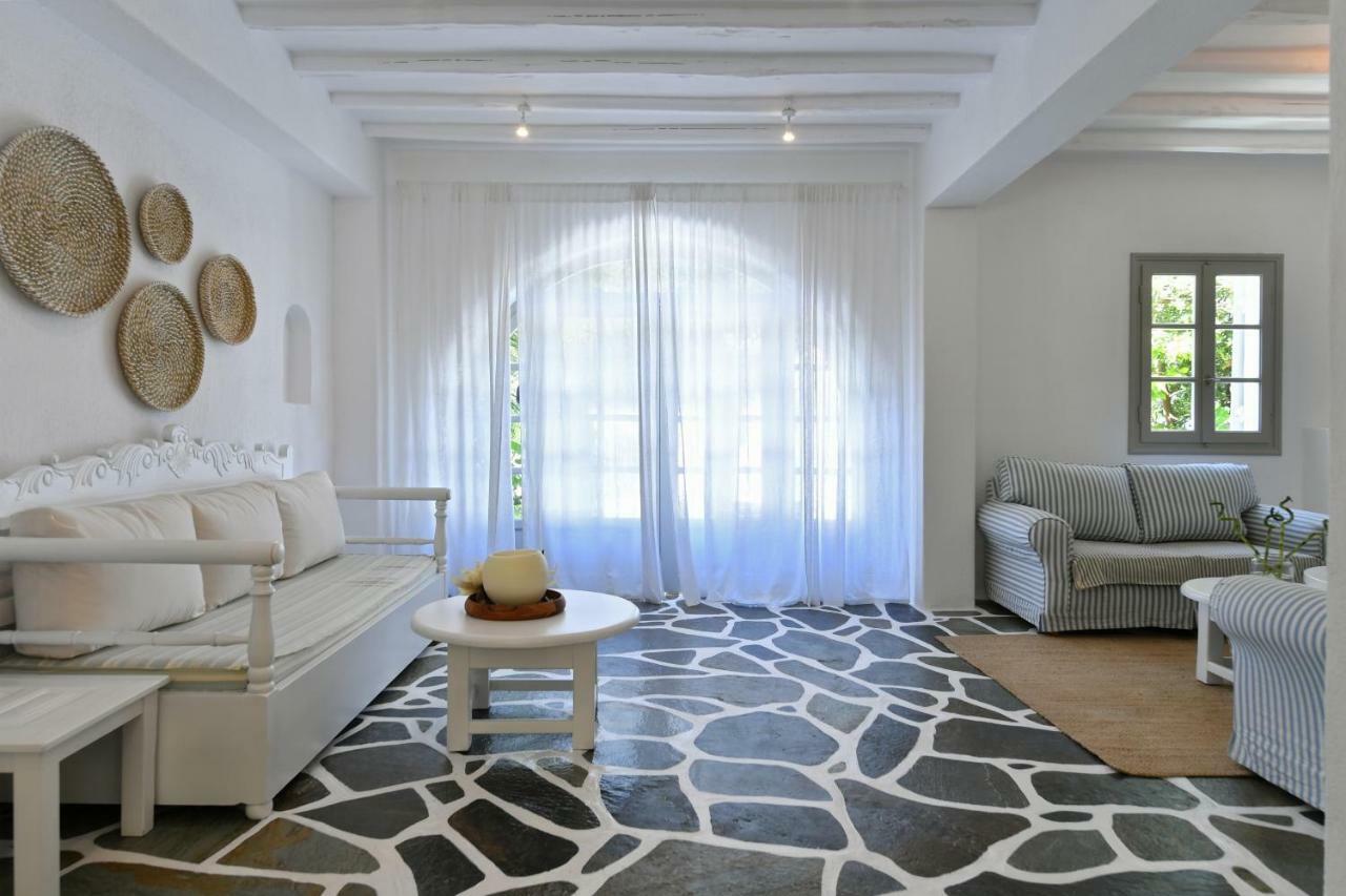 Santa Flora 3 Bedroom House â Parikiaâs Edge Páros Extérieur photo